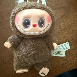 The Monsters offbrand labubu toffee